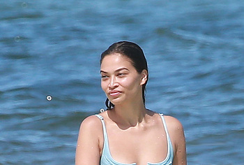 Shanina Shaik cameltoe