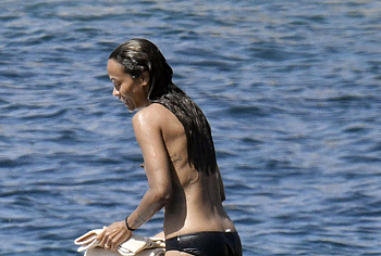 Zoe Saldana ass