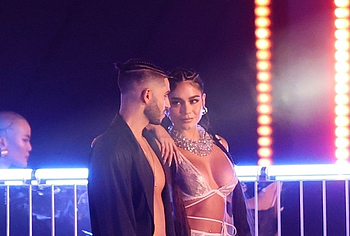 Vanessa Hudgens naked shots