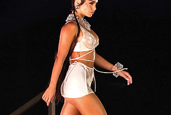 Vanessa Hudgens nude photos