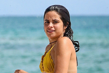 Camila Cabello cameltoe photos