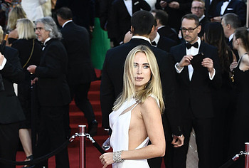 Kimberley Garner panties photos