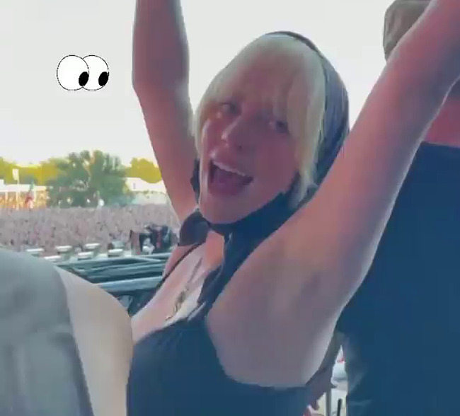 Billie Eilish nude photos