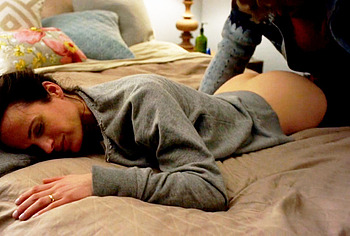 Elizabeth Reaser ass