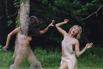 Miley Cyrus naked photos