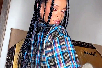 Rihanna nudes pics