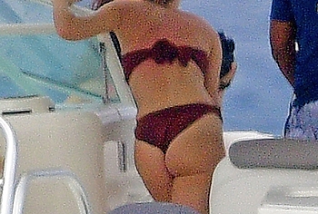 Emma Watson naked ass