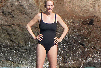 Uma Thurman paparazzi