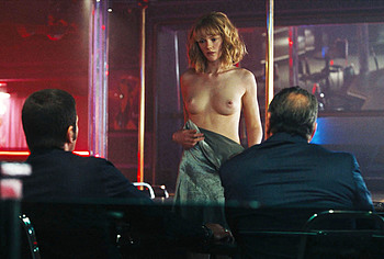 Emma Laird naked photos