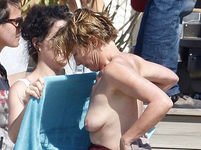 Emma Thompson nudes photos