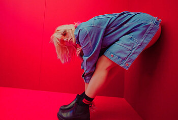 Maddie Ziegler sexy video