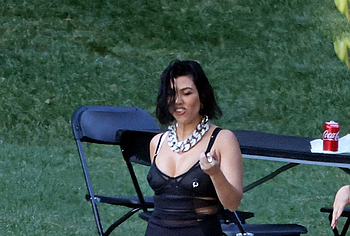 Kourtney Kardashian leggy