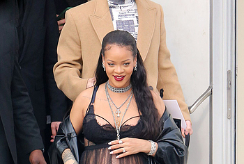 Rihanna pregnant
