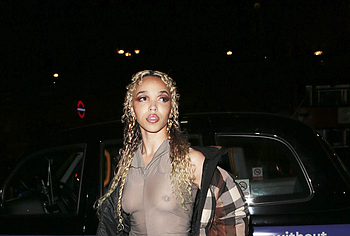 FKA Twigs nude