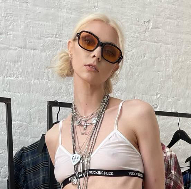 Taylor Momsen sex tape