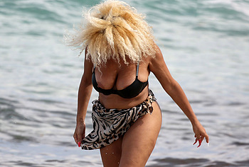 Afida Turner nipples