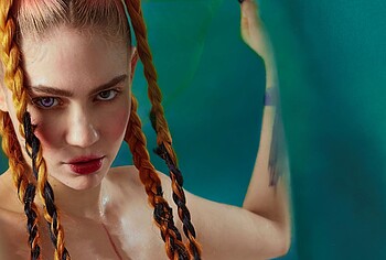 Grimes nude photos