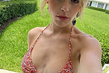 Kiernan Shipka bikini