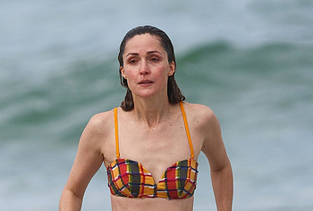 Rose Byrne frontal nude