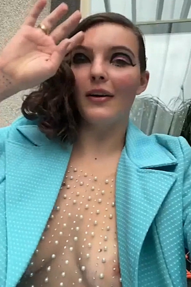 Camren Bicondova oops