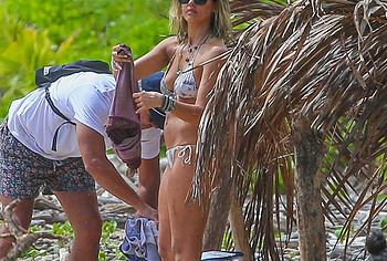 Jessica Alba paparazzi