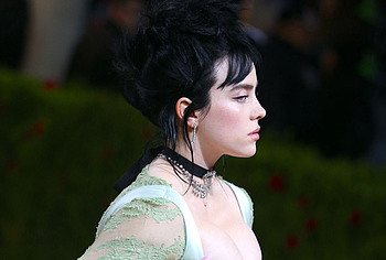 Billie Eilish nudes