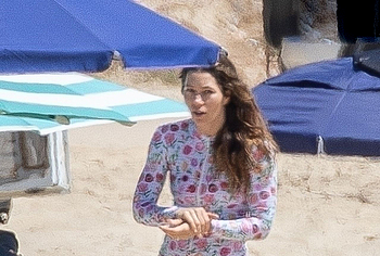 Jessica Biel nipslips