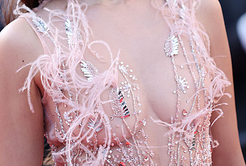 Mahlagha Jaberi nipslips