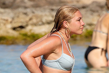 Florence Pugh leaked