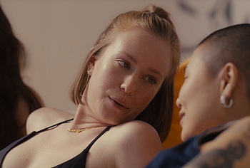 Hannah Einbinder porn