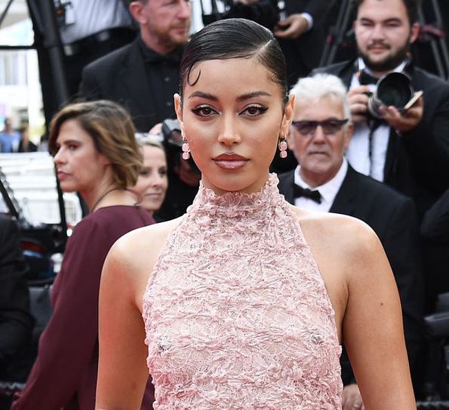 Cindy Kimberly see trough