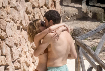 Elizabeth Olsen sextape