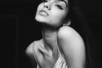 Rachel Zegler nipslips