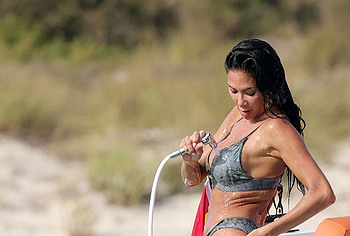 Nicole Scherzinger frontal nude