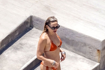 Kate Hudson nudes