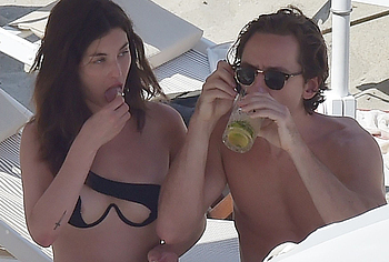 Rainey Qualley nudes photos