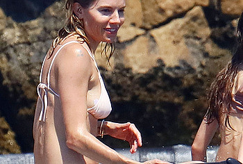 Sienna Miller nipslips