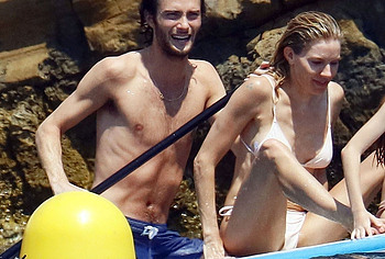 Sienna Miller uncensored nude