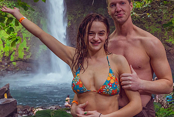 Joey King bikini pics