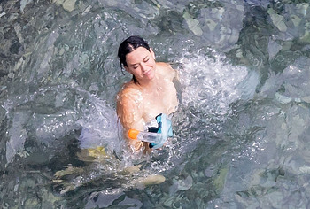 Katy Perry tits photos