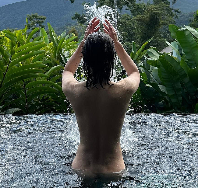 Alexandra Daddario nude sex tape