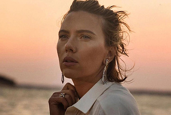 Scarlett Johansson hot pics