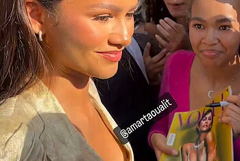 Zendaya oops photos