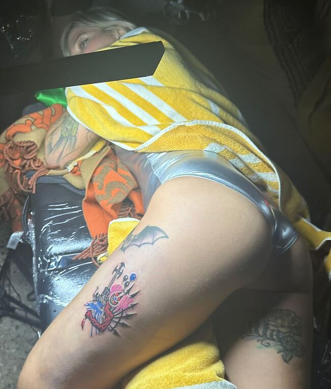 Billie Eilish nude ass