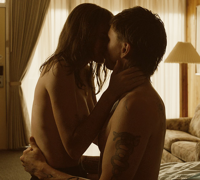 Emma Corrin naked pics