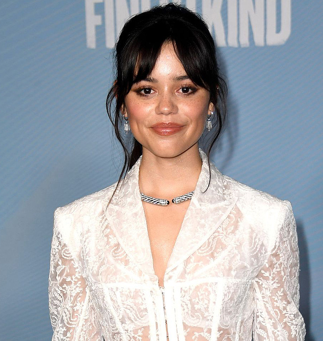 Jenna Ortega nudes pics