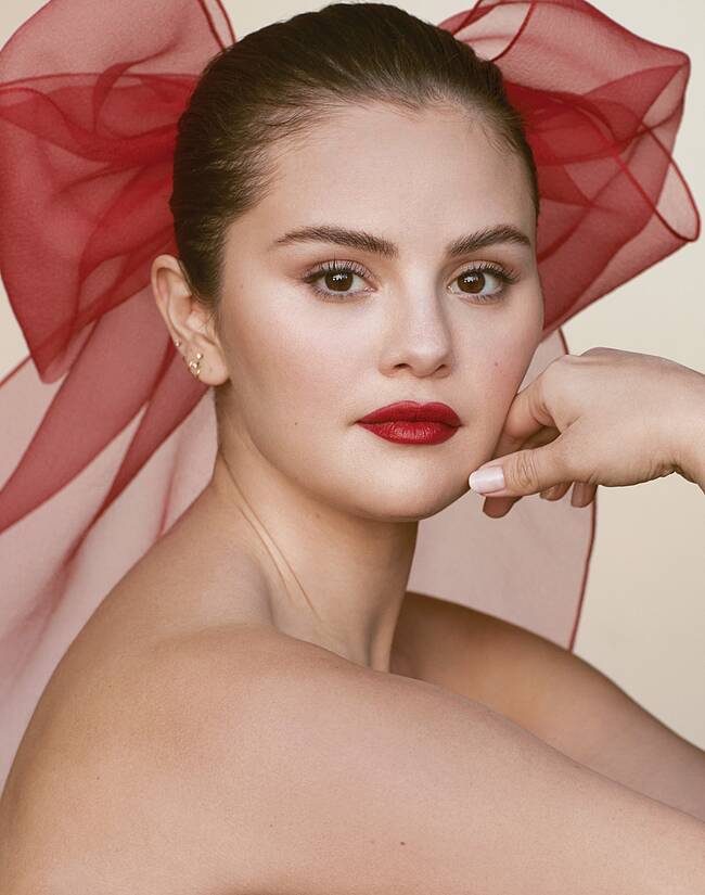 Selena Gomez naked photos