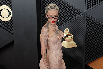 Doja Cat see through