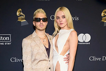 Charlotte Lawrence upskirt photos