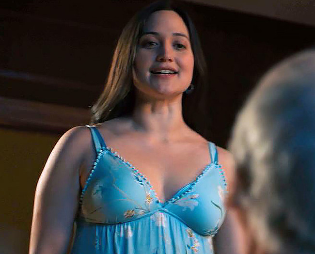 Lily Gladstone nude pics